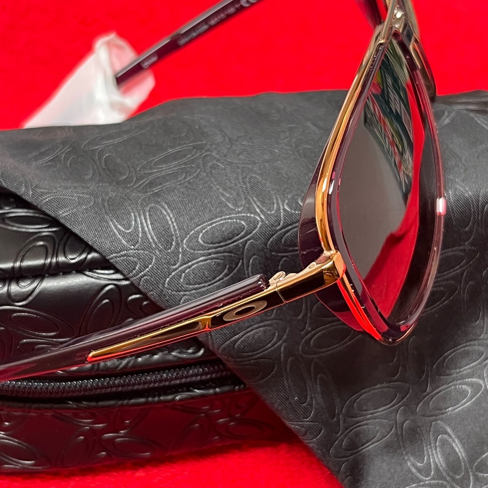 Women Oakley Sunglasses